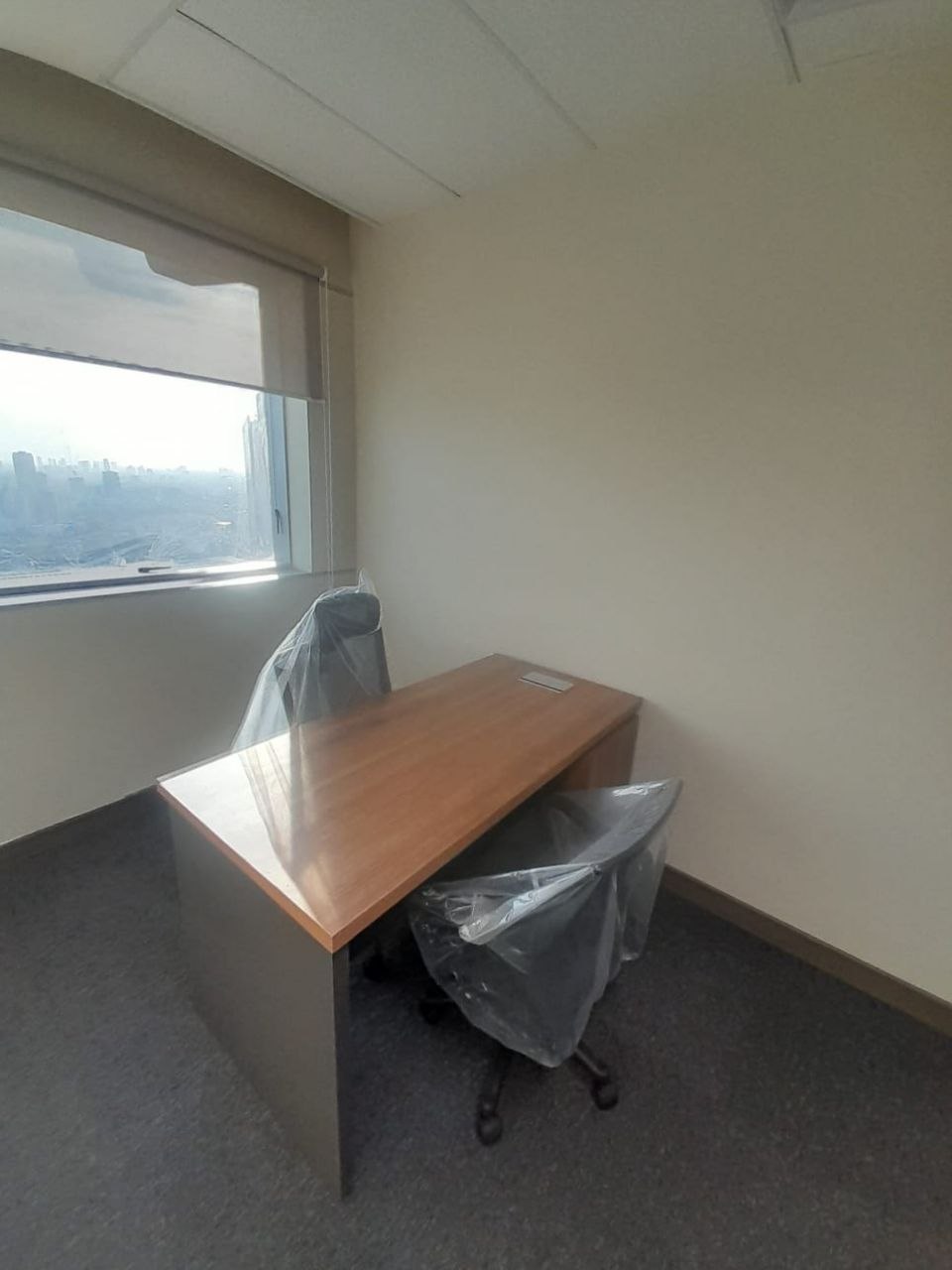 Interior Kantor Wisma 46 lt. 35