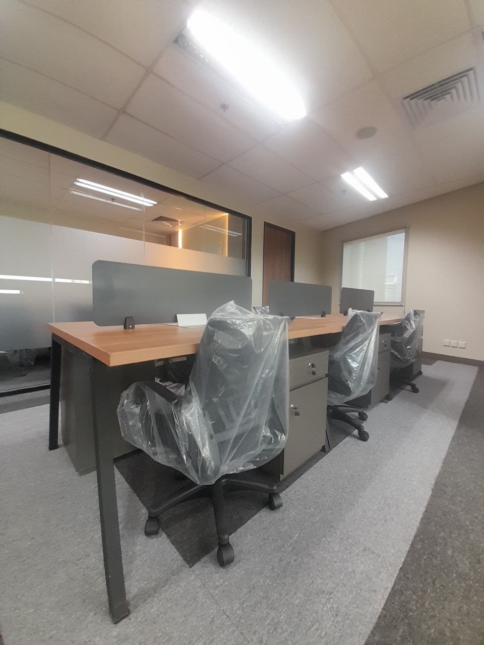 Interior Kantor Wisma 46 lt. 35