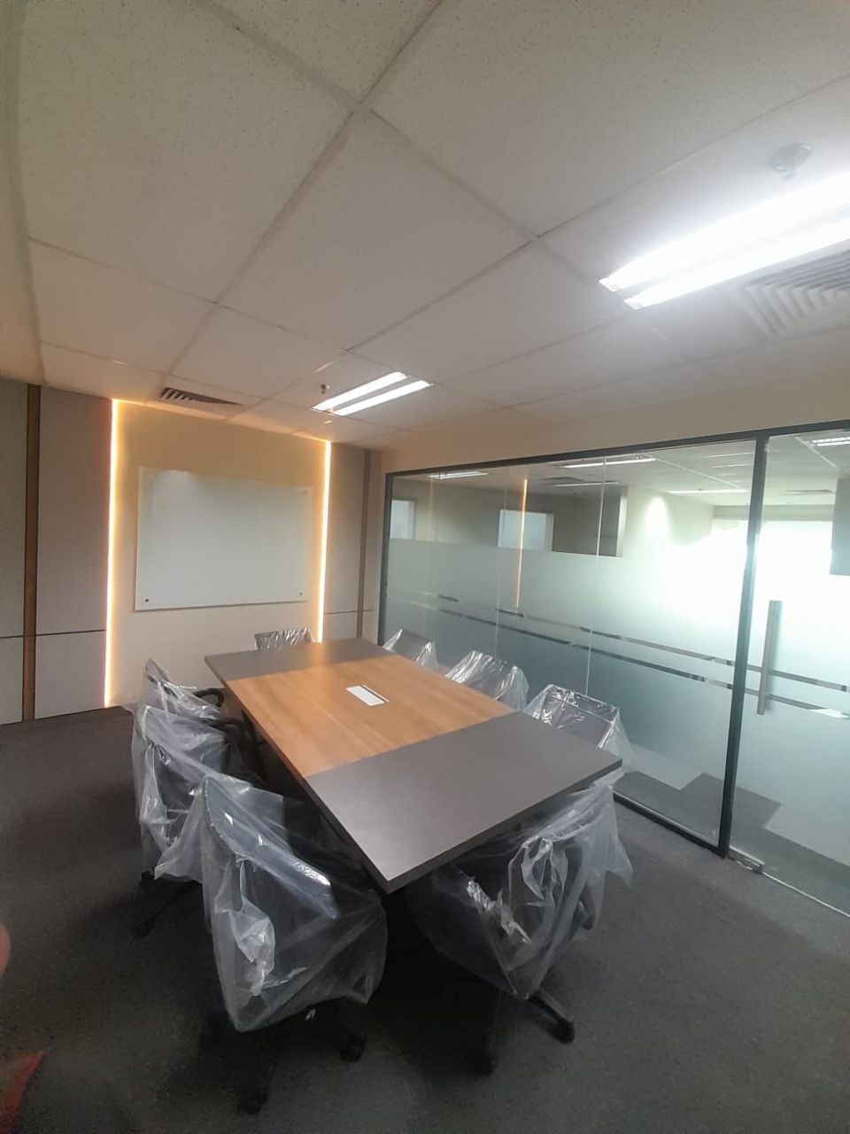 Interior Kantor Wisma 46 lt. 35