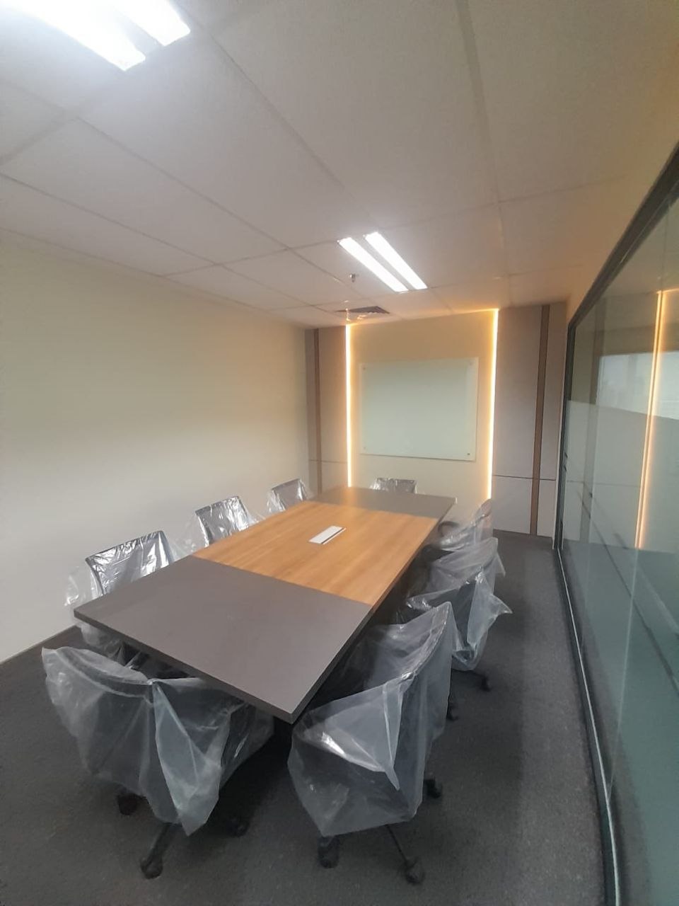 Interior Kantor Wisma 46 lt. 35