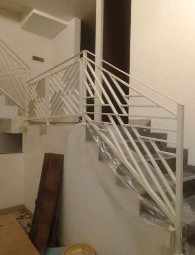 Relling Tangga Besi Puri Beta Cileduk Tangerang